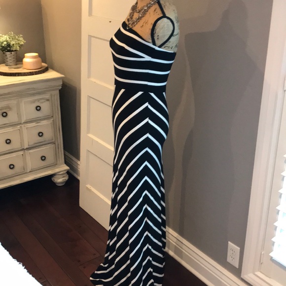 Full Length  Maxi Dress - Picture 2 of 5